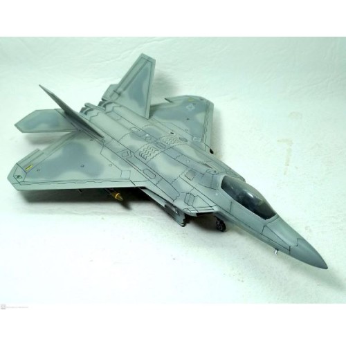 F-22 RAPTOR 1/72