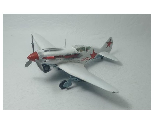 ALAS DE LA ESTRELLA ROJA (LA-7 / MIG-3 / YAK-3 / MIG-21) 1/72