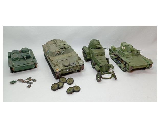 LOTE DE CUATRO VEHÍCULOS PARA REPARAR: BA10 - T38 - AMX13 VCI - PZ.26