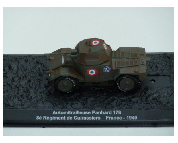 AUTOMILITRAILLEUSE PANHARD 178 - FRANCE 1940
