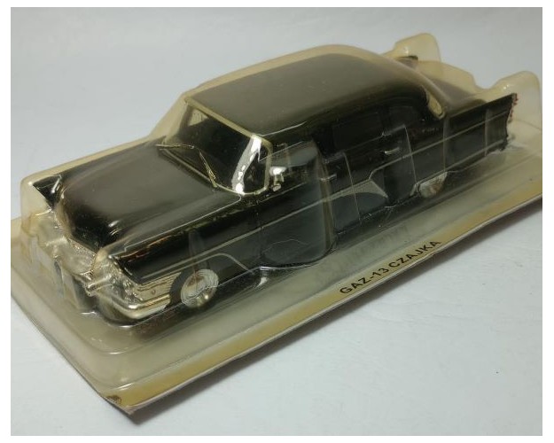 GAZ-13 CZAJKA