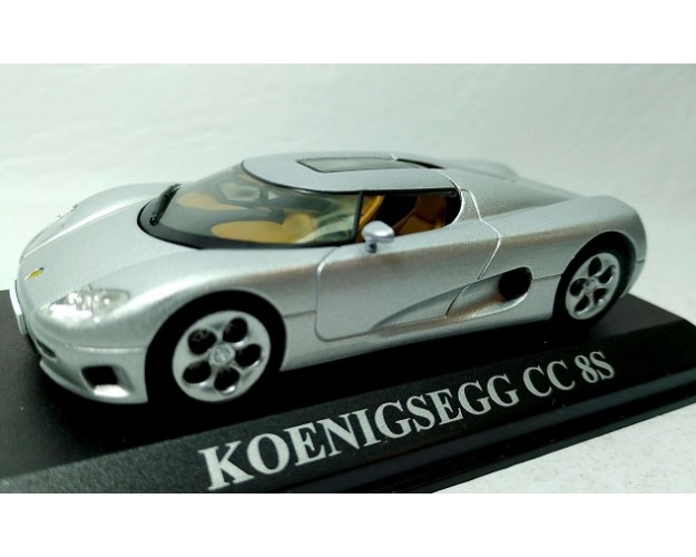 KOENIGSEGG CC 8S