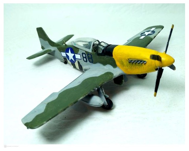 NORTH AMERICAN P-51D MUSTANG - 1/72