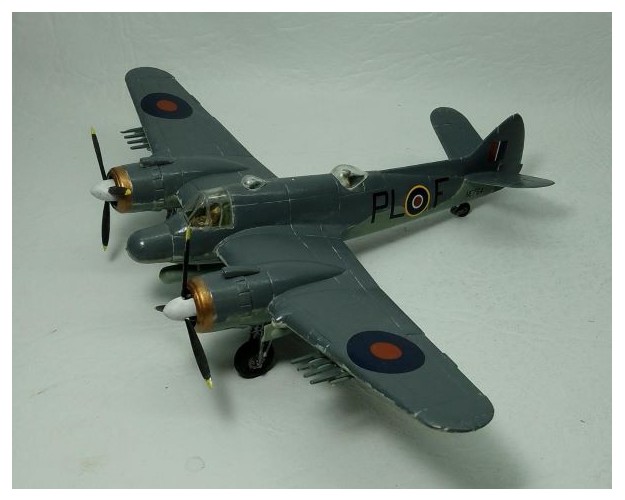 ALAS DE LA RAF (BEAUFIGHTER / SPITFIRE MK.I / MK.XIV / MK.22)