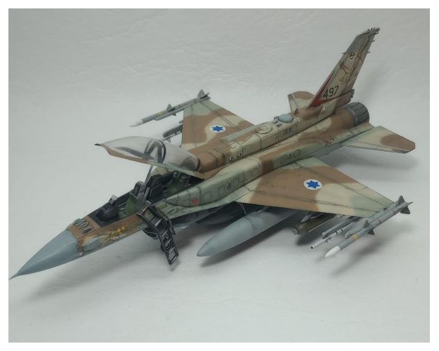 F-16I SUFA - ESCALA 1/72