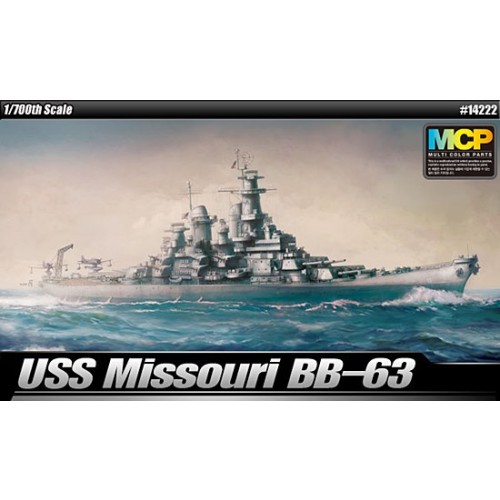 U.S.S. MISSOURI BB-63 1/700