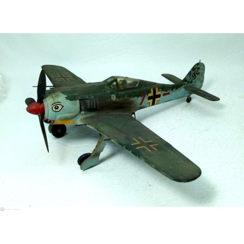 FOCKE-WULF FW-190 A - 7 ROJO -  1/48
