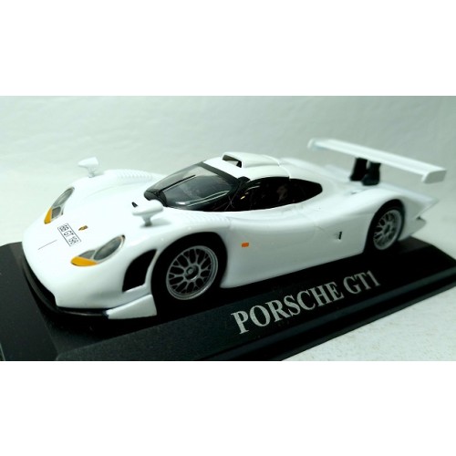 PORSCHE GT1