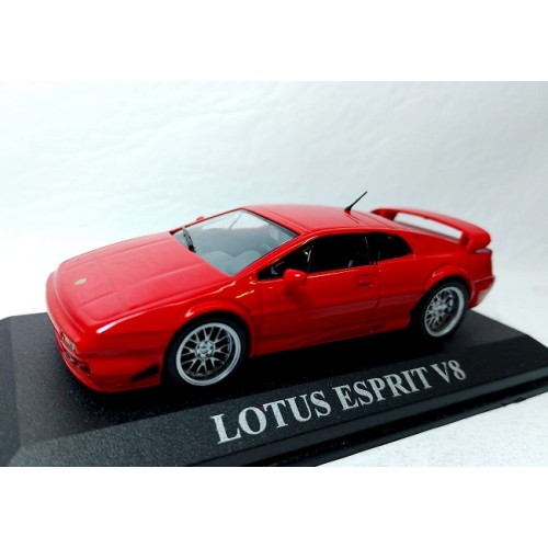 LOTUS ESPIRIT V8