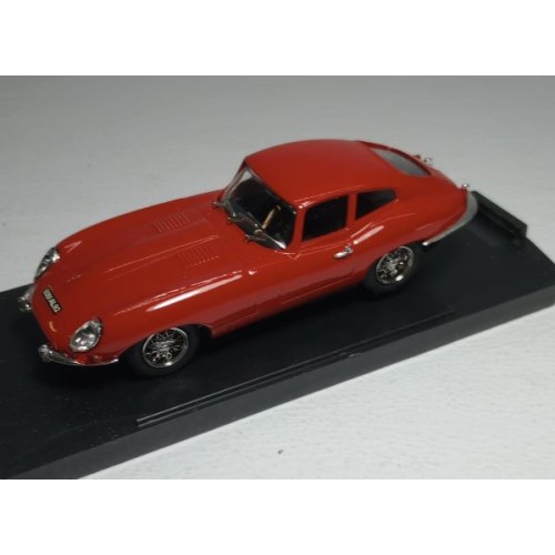 JAGUAR E-TYPE COUPE ROADSTER 1962