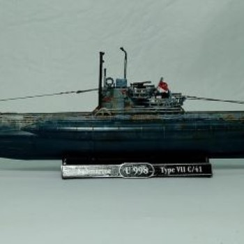 SUBMARINO ALEMÁN TIPO VIIC/41 "U998" (ARMADO) - 1/350