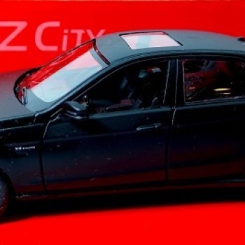 MERCEDES BENZ E 63 AMG 1/38