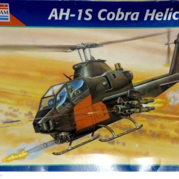 AH-1S COBRA HELICOPTER