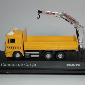 CAMIÓN DE CARGA MAN 1/72