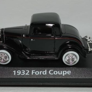 1932 FORD COUPE