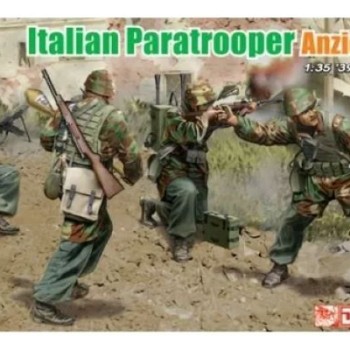 ITALIAN PARATROOPER - ANZIO 1944